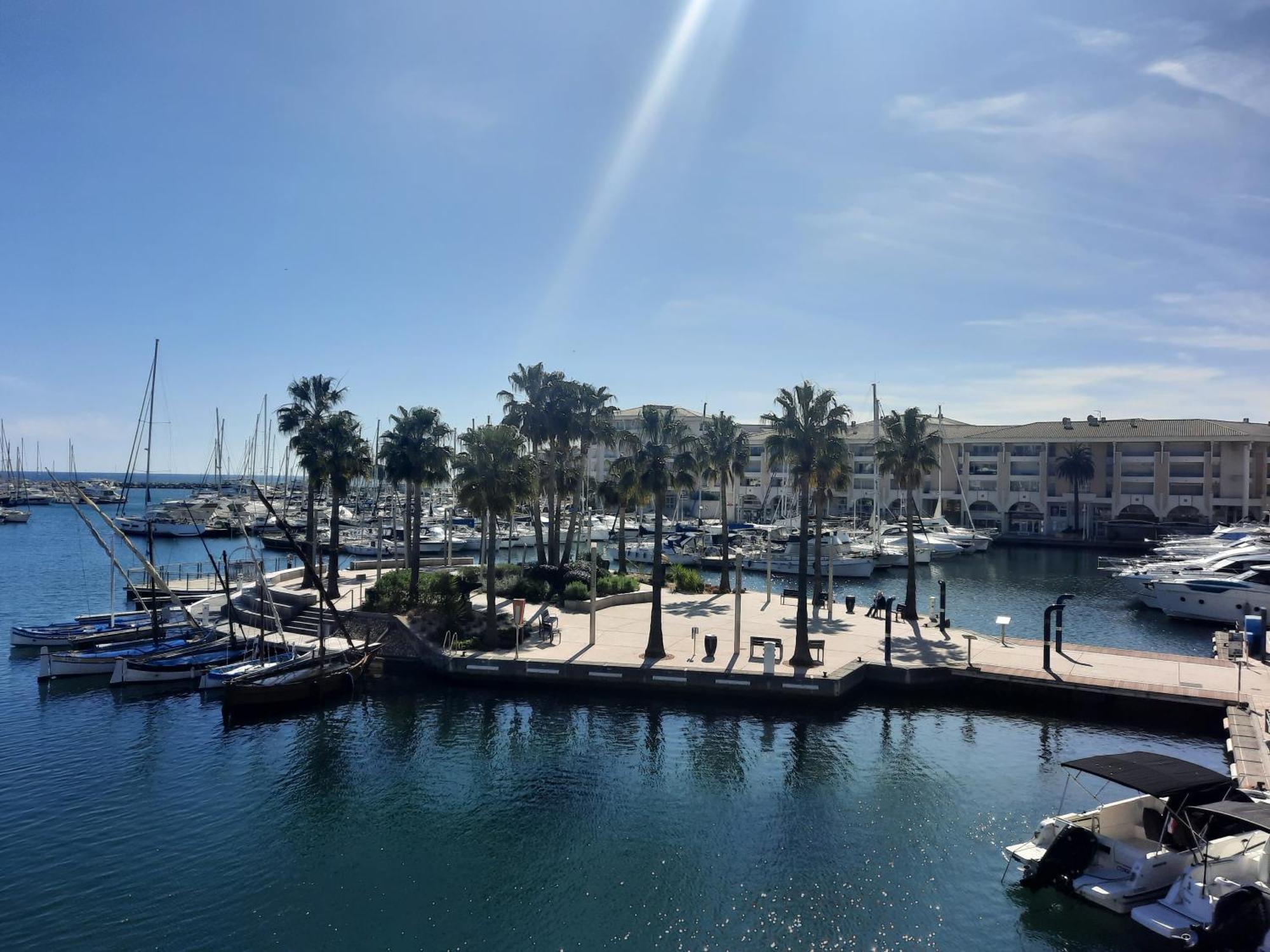 Coeur Marina Climatise Terrasse Parking Διαμέρισμα Fréjus Εξωτερικό φωτογραφία